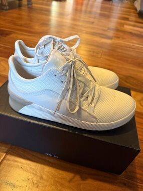 Sorel Out N About waterproof Casual Lace-Up Sneakers, Sz 7, VGUC